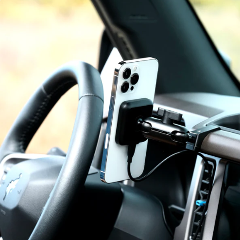 OFFROAM | Ford Bronco 2021-2025 Magnetic Qi2 Charging Phone Mount (EE20028)
