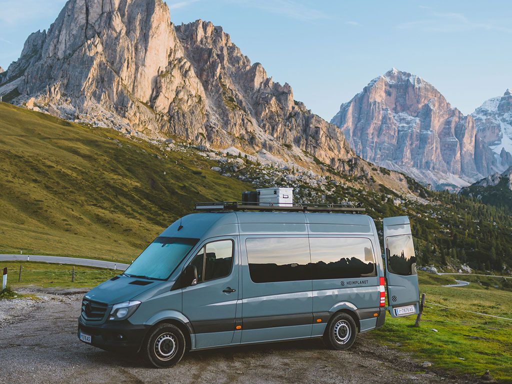 FRONT RUNNER | Mercedes Benz Sprinter 2nd Gen & 3rd Gen 2006-Current Slimline II Roof Rack Kit 170" L3 LWB Wheelbase W/O OEM Tracks (KRMS007T)