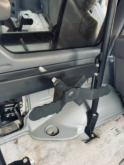 BELLFAB | Land Cruiser 100 Series (1998 - 2007) Interior Tire Carrier