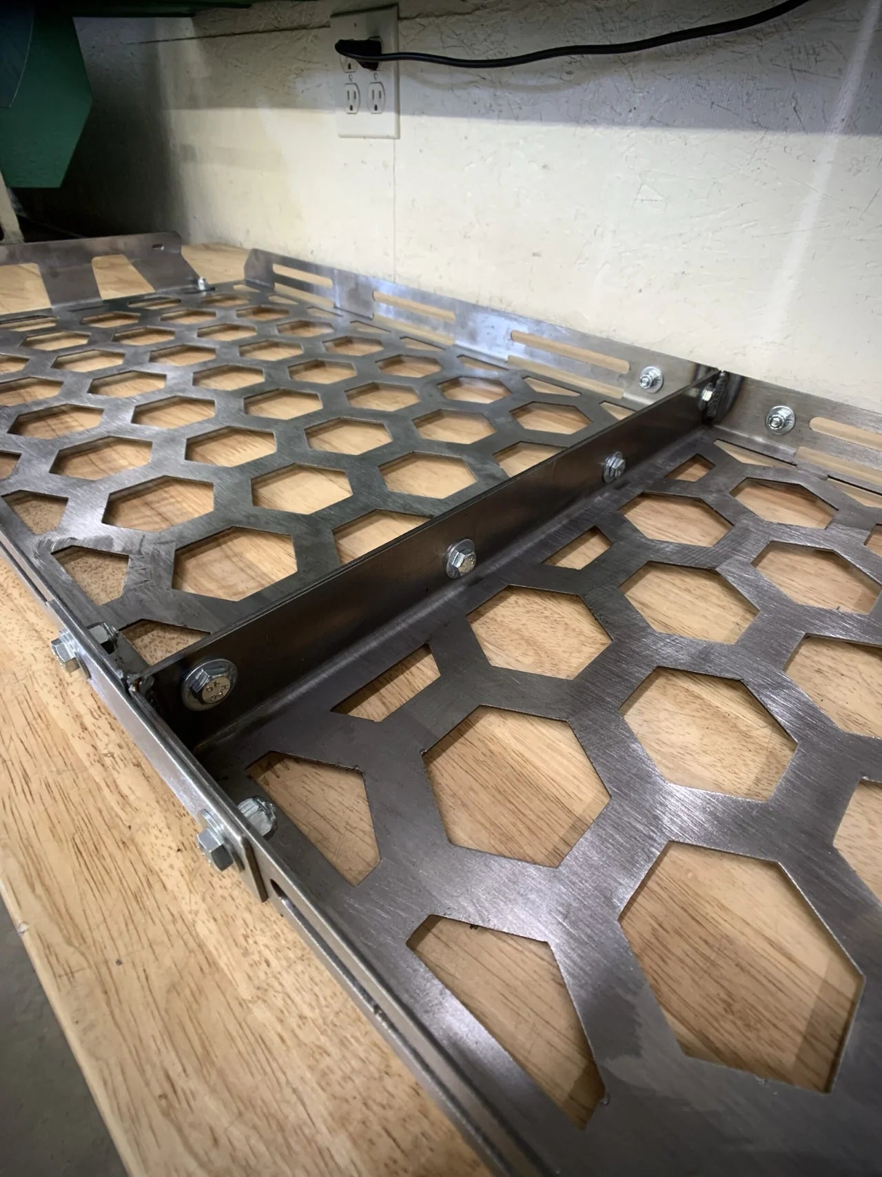 BELLFAB | Sequoia 1st Gen (2001 - 2007) Attic Rack