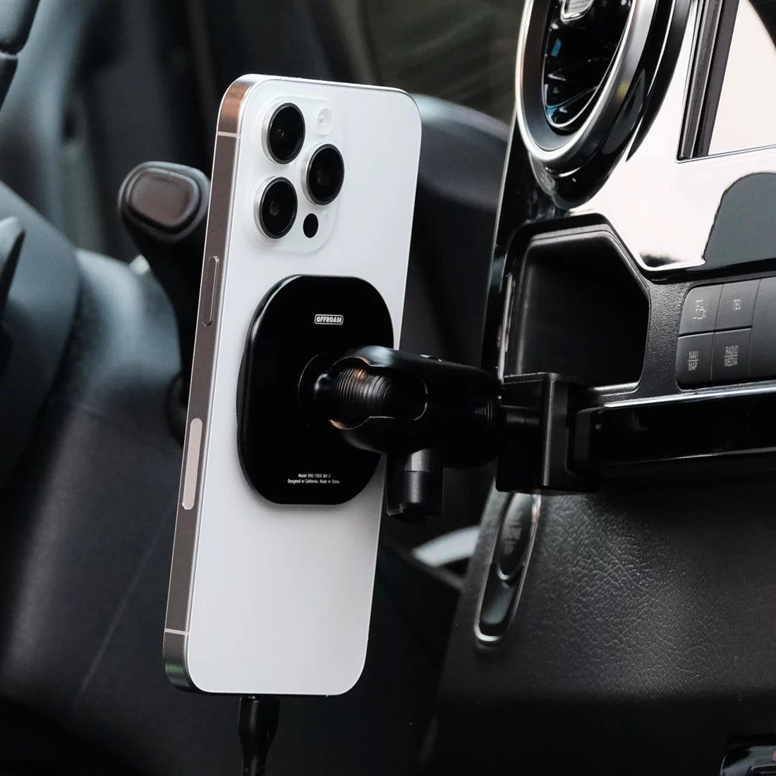 OFFROAM | Mercedes-Benz Sprinter 2019-2026 MagSafe-compatible Phone Mount