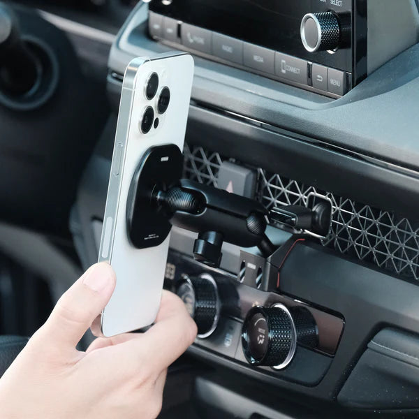 OFFROAM | Honda Accord 2023-2025 MagSafe Phone Mount (EE20161)