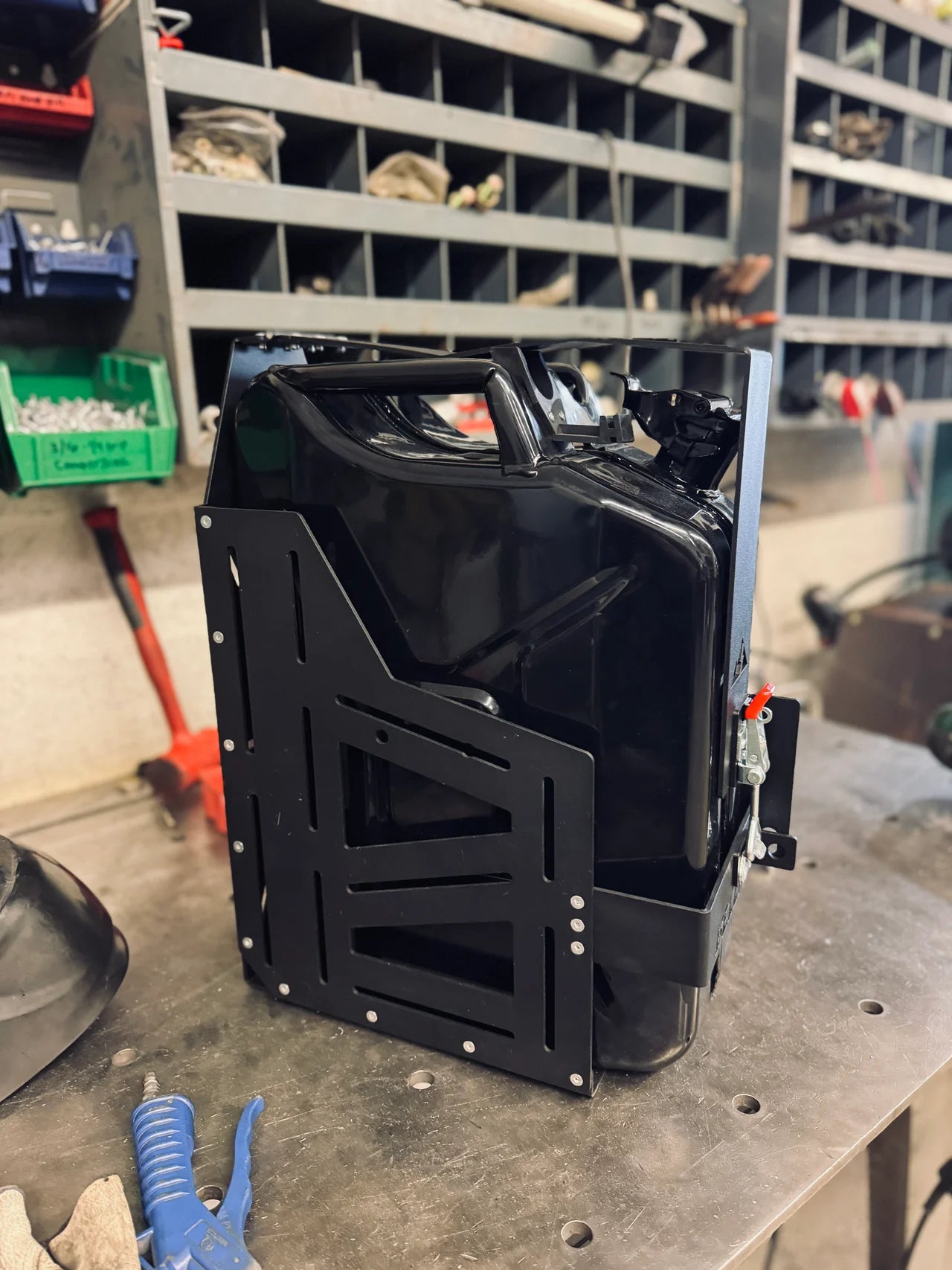 BELLFAB | Jerry Can Mount