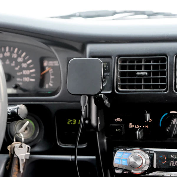 OFFROAM | Tacoma 1st Gen 1996-2004 Magnetic Qi2 Charging Phone Mount (EE20123)