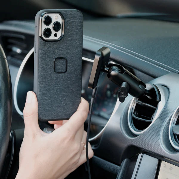 OFFROAM | Ford Mustang 2015-2023 Magnetic Qi2 Charging Phone Mount (EE20043)