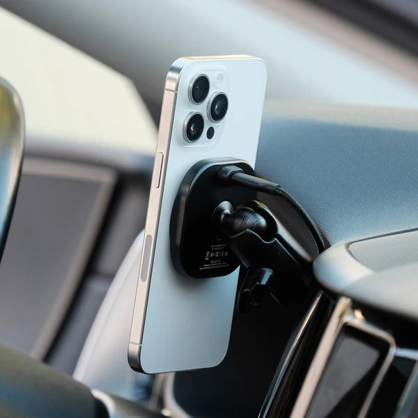 OFFROAM | Volvo XC60 2018-2026 MagSafe-compatible Phone Mount
