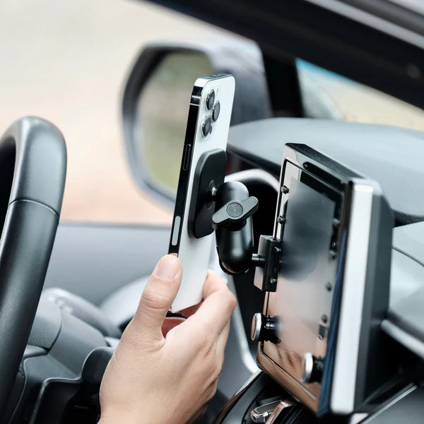 OFFROAM | Toyota Corolla 2020-2024 & Corolla Cross 2022-2024 MagSafe Phone Mount (EE20100)