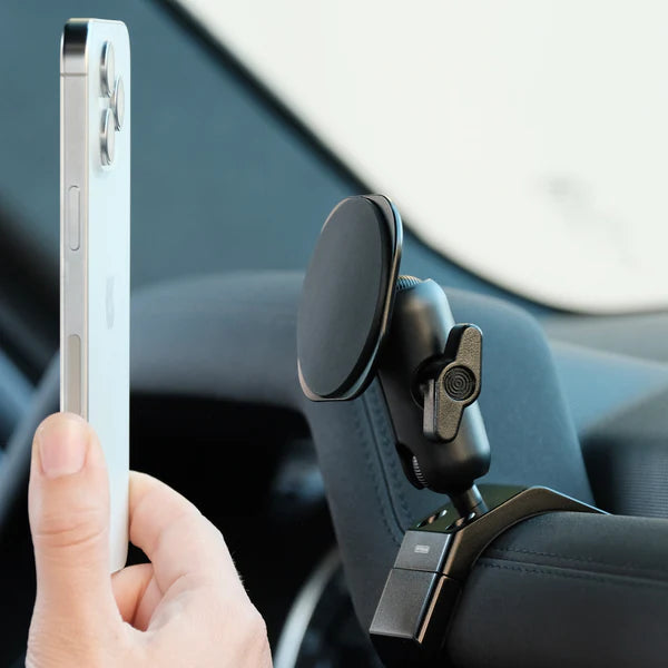 OFFROAM | Land Rover Defender 2020-2026 MagSafe-compatible Phone Mount