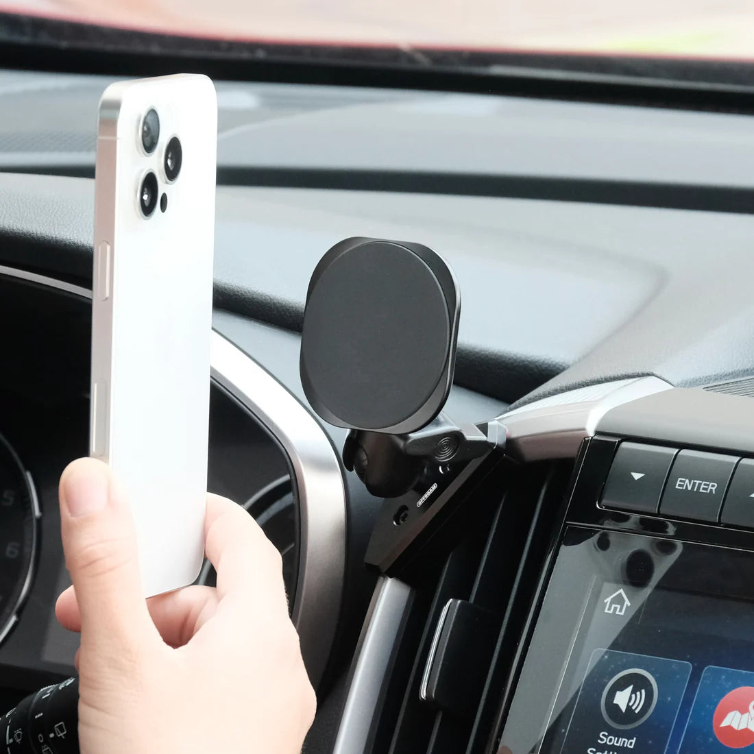 OFFROAM | Subaru Ascent 2019-2022 MagSafe-compatible Phone Mount