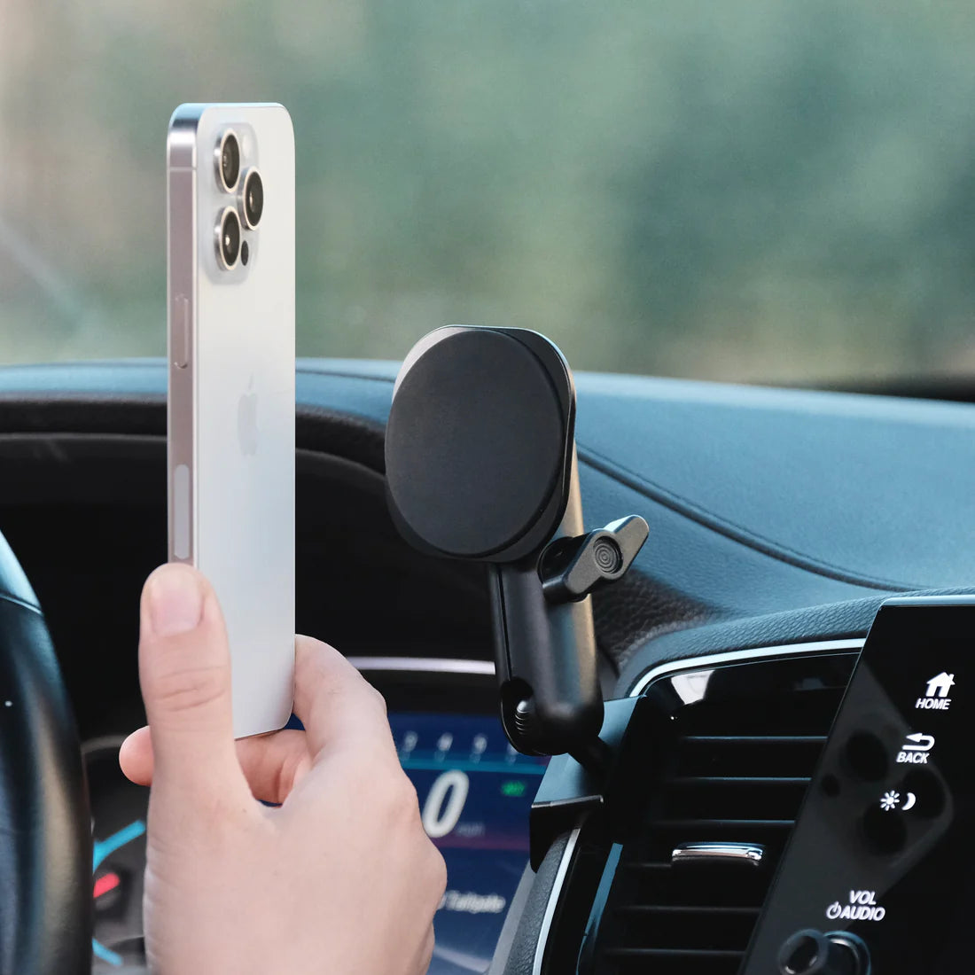 OFFROAM | Honda Ridgeline 2016-2025 | Passport 2019-2025 | Pilot 2016-2022 MagSafe Phone Mount