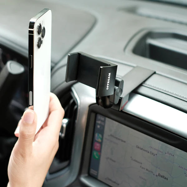 OFFROAM | Chevrolet Silverado 2019-2024 | Silverado HD 2020-2024 and GMC Sierra 1500 2019-2021 | Sierra HD 2020-2023 with 7-in.|8-in. display Phone Mount (EE20058)