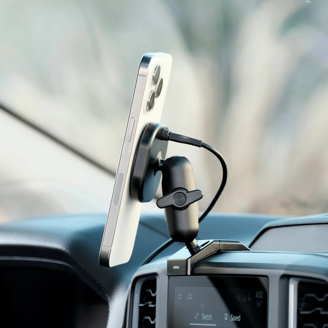 OFFROAM | Ford Ranger 2024-2026 MagSafe-compatible Phone Mount