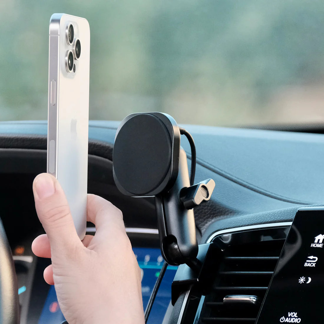 OFFROAM | Honda Ridgeline 2016-2025 | Passport 2019-2025 | Pilot 2016-2022 MagSafe Phone Mount