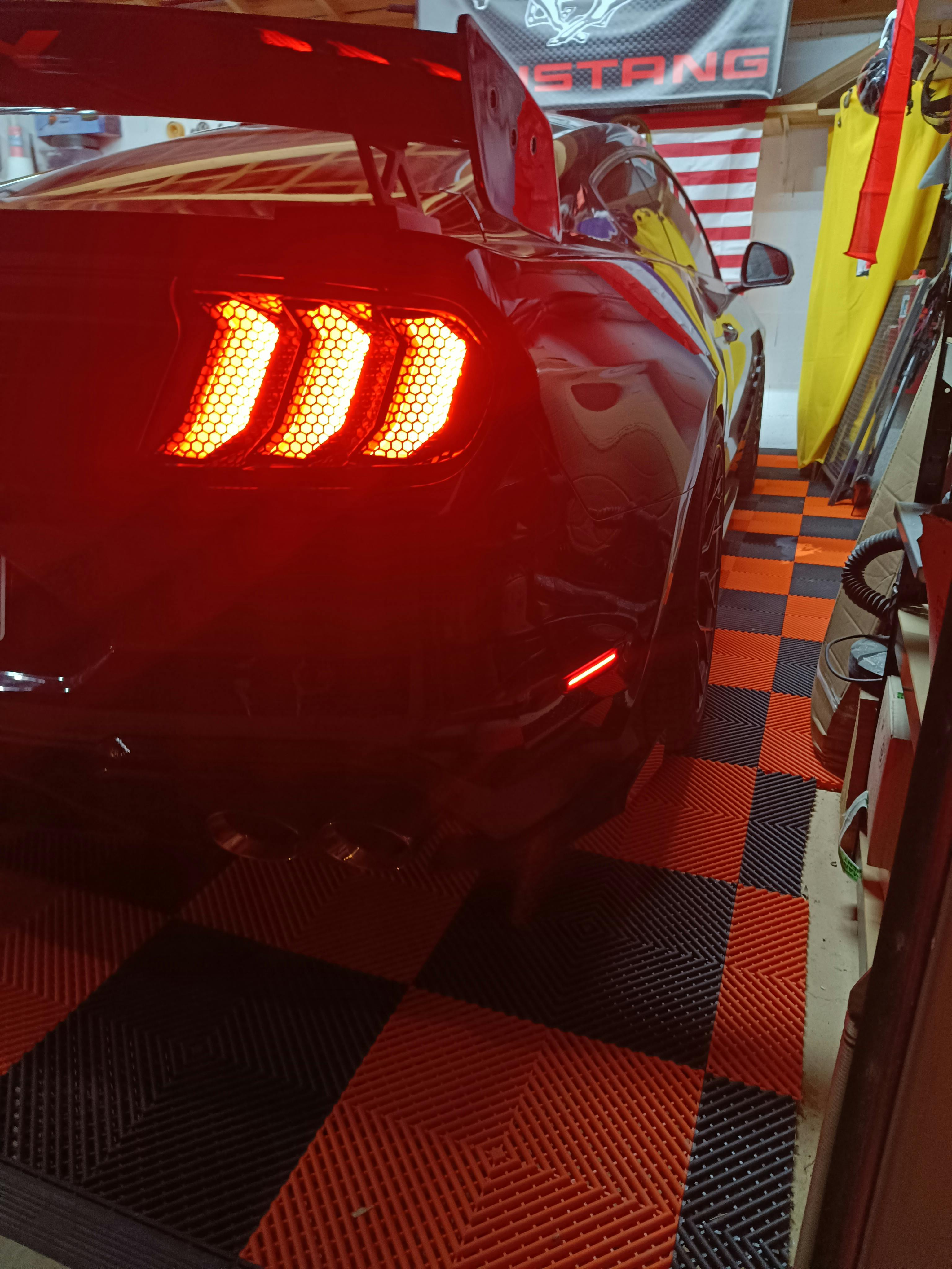 DIODE DYNAMICS | Ford Mustang 2015-2023 LED Sidemarkers (Pair)