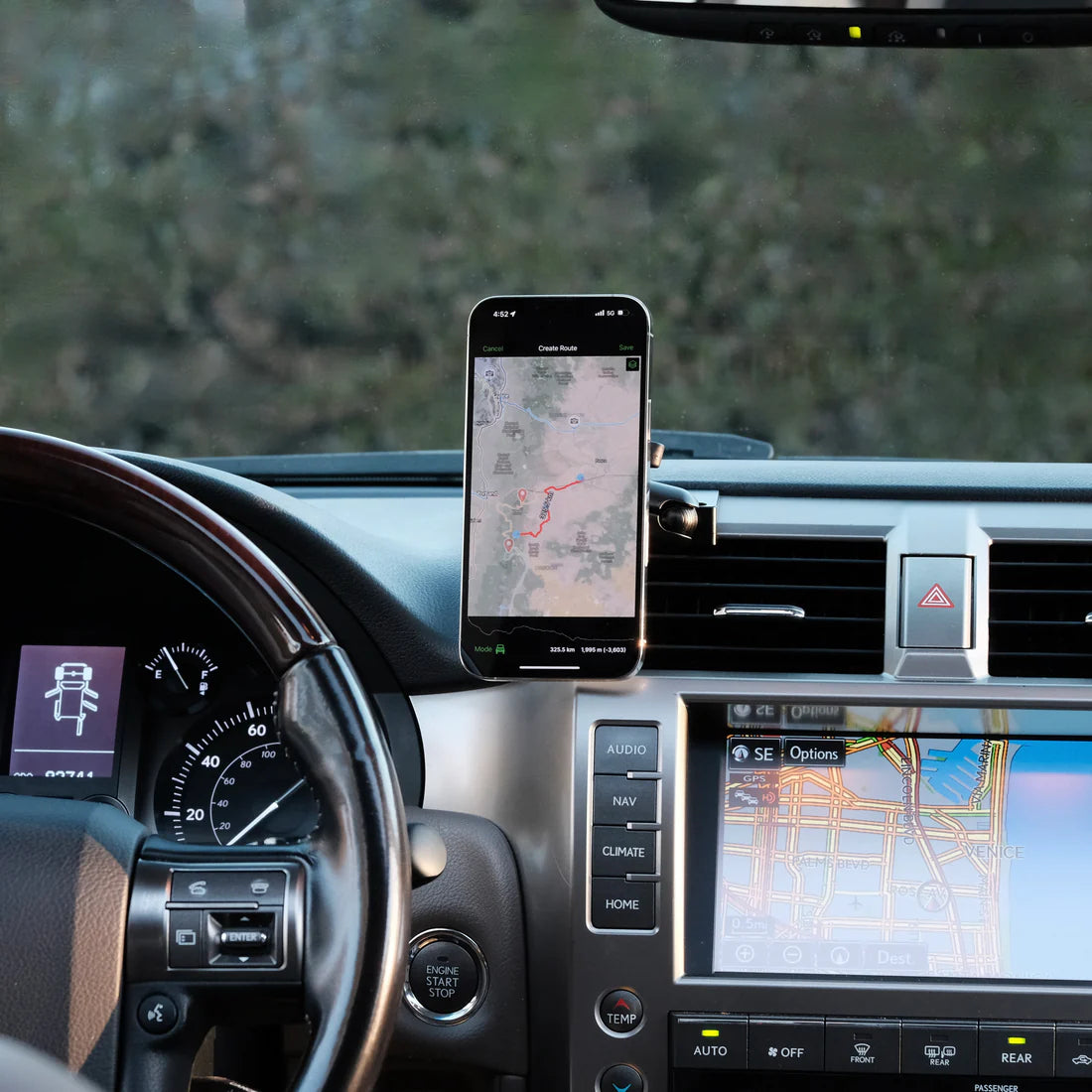 OFFROAM | Lexus GX460 2010-2021 MagSafe Phone Mount (EE20133)