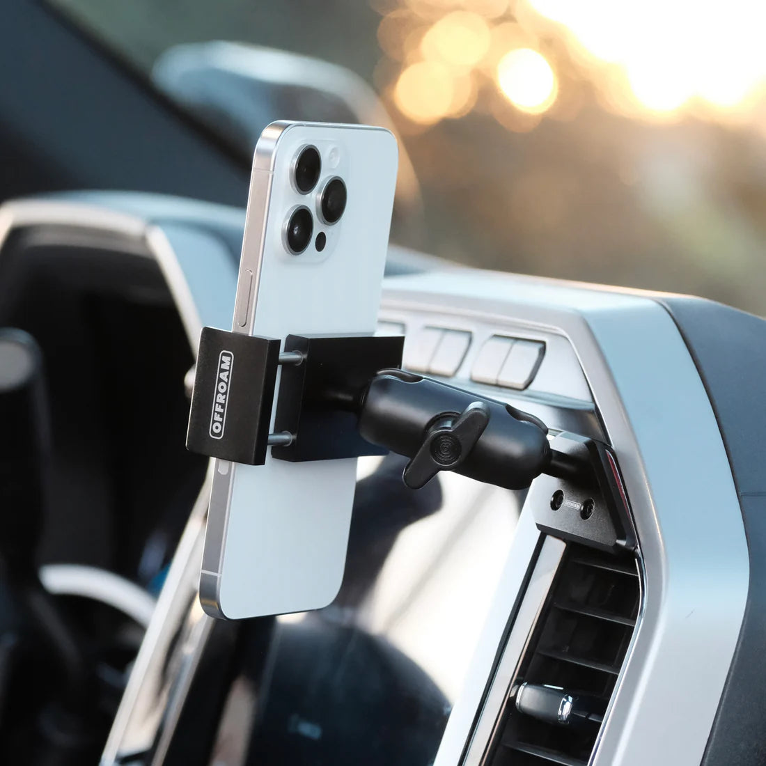 OFFROAM | Ford Super Duty 2022 (12in. SYNC4 Touchscreen) Phone Mount