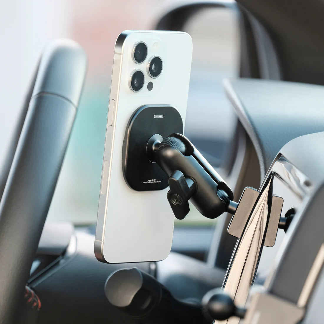 OFFROAM | Nissan Frontier 2022-2024 MagSafe Phone Mount, Dashboard Side (EE20113)