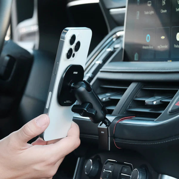 OFFROAM | Chevrolet Suburban | Tahoe & GMC Yukon | Yukon XL 2021-2024 MagSafe Phone Mount (EE20167)