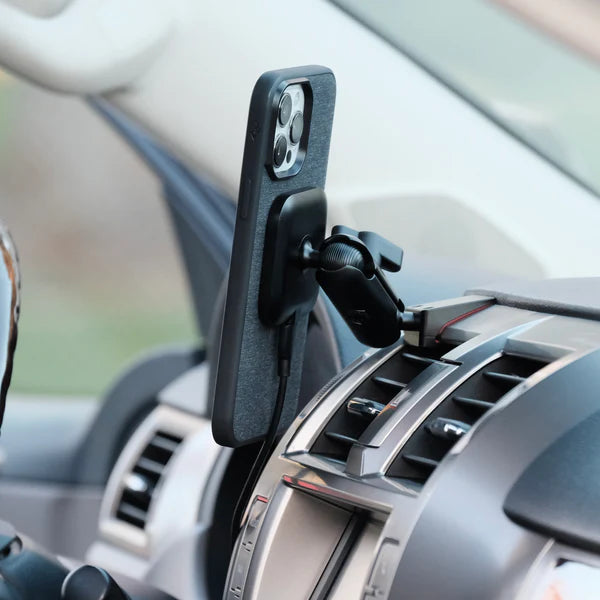 OFFROAM | Lexus GX 460 2010-2021 Magnetic Qi2 Charging Phone Mount (EE20134)