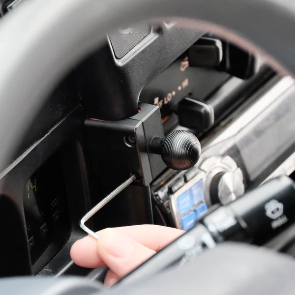 OFFROAM | Tacoma 1st Gen 1996-2004 MagSafe Phone Mount (EE20122)