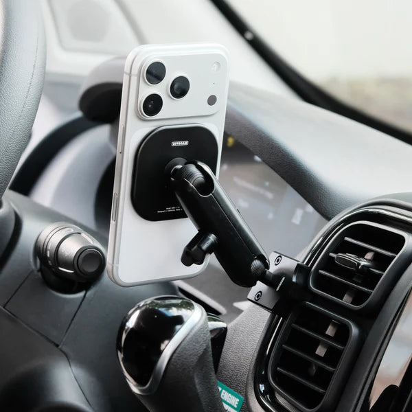 OFFROAM | Ram ProMaster 2022-2026 MagSafe-compatible Phone Mount