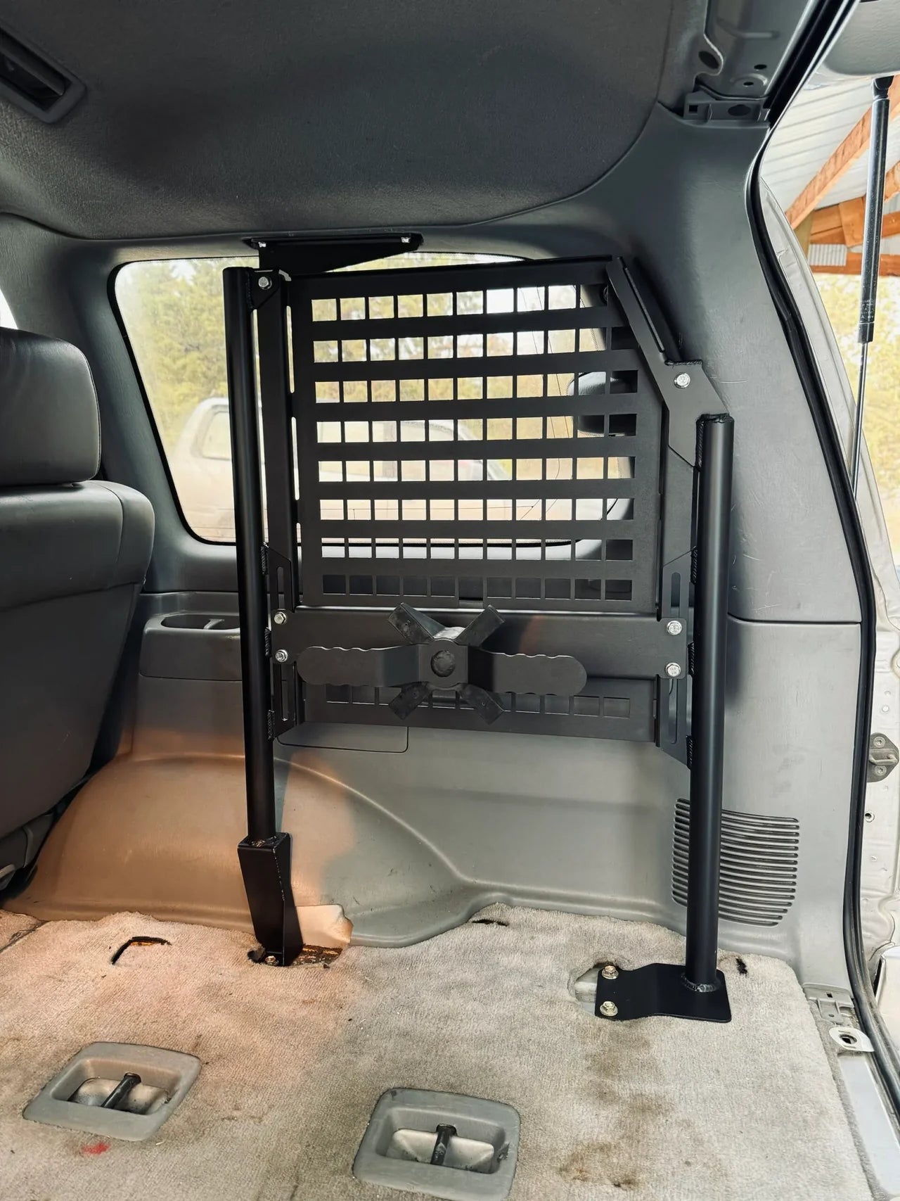 BELLFAB | Land Cruiser 100 Series (1998 - 2007) Interior Tire Carrier