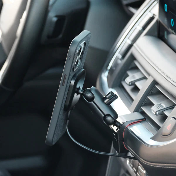 OFFROAM | Chevrolet Suburban | Tahoe & GMC Yukon | Yukon XL 2021-2024 Magnetic Qi2 Charging Phone Mount (EE20168)