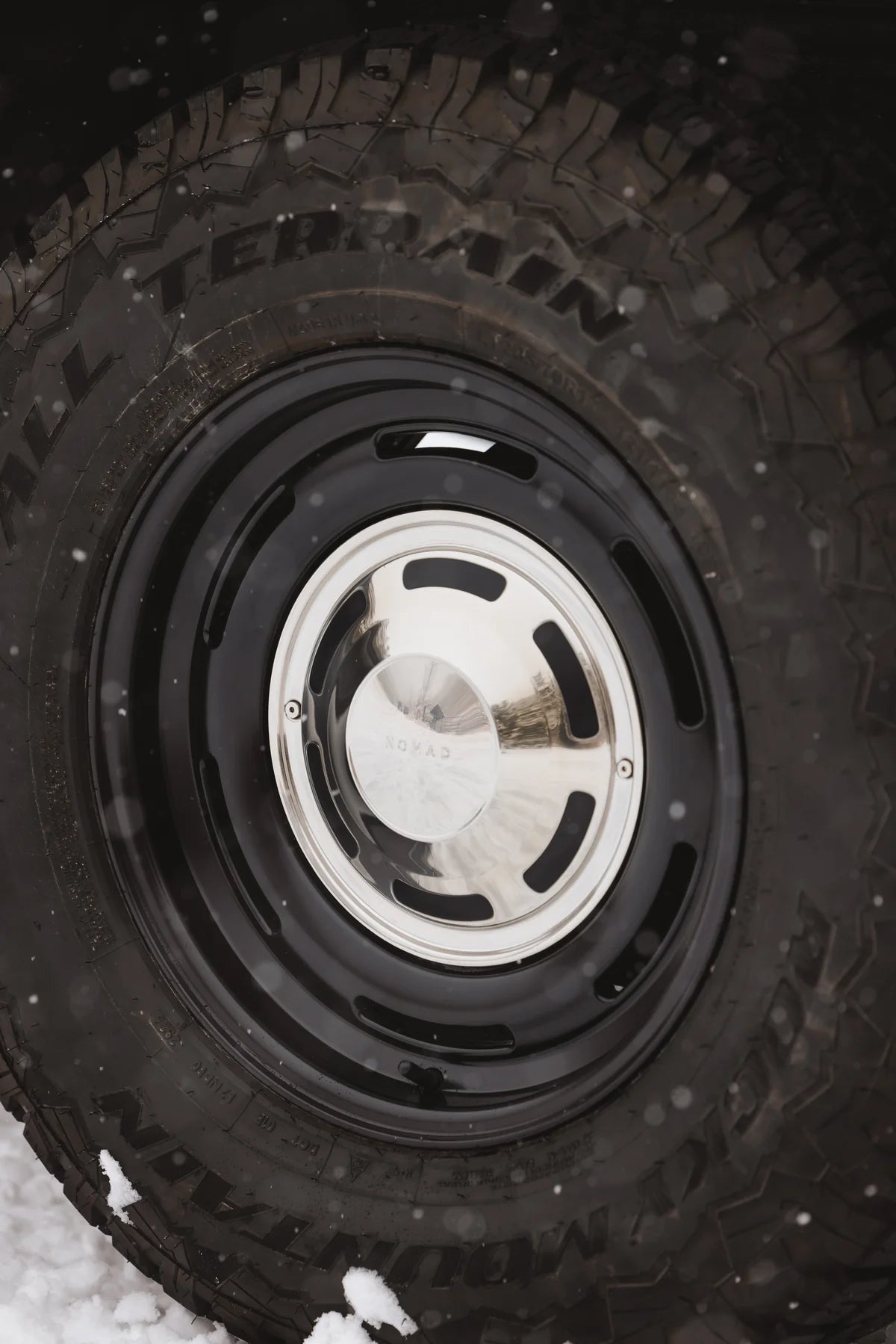 NOMAD WHEELS | 504 Field Cap (N-504-LC)