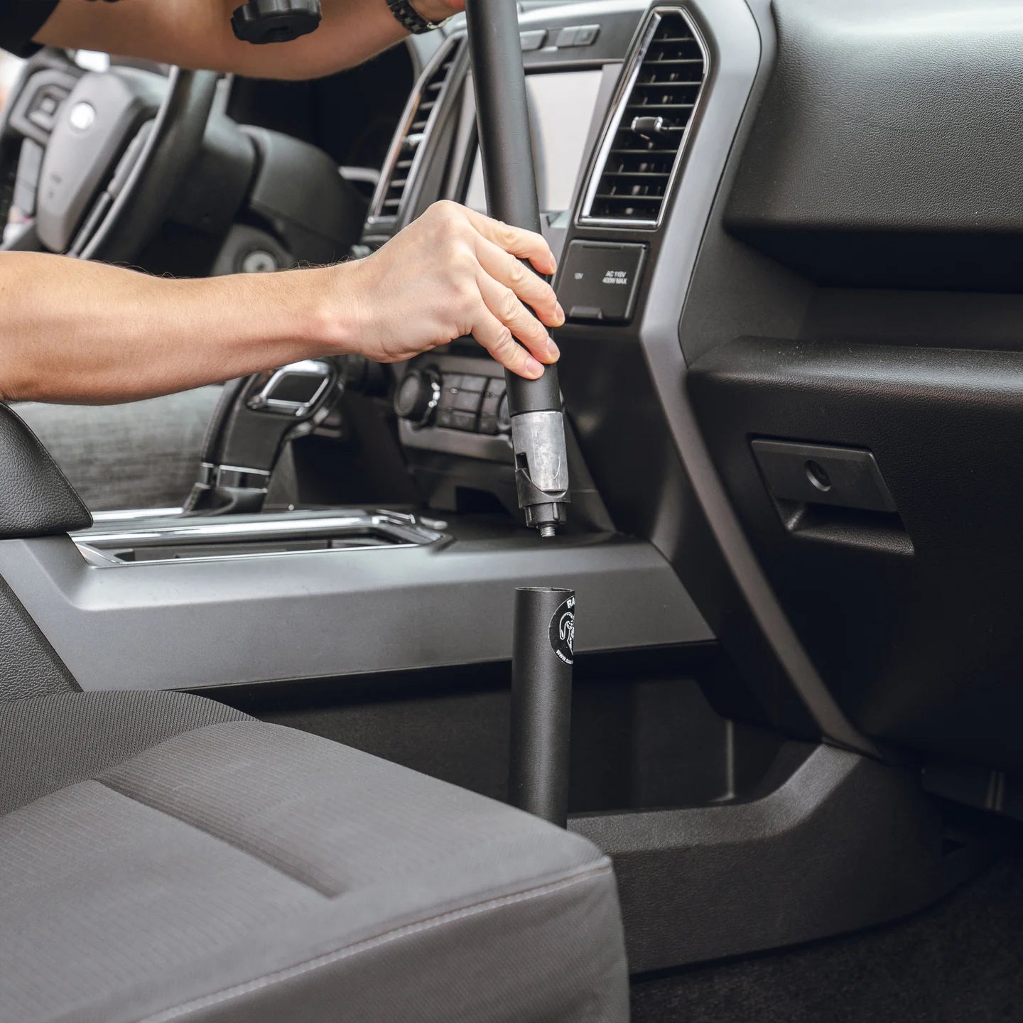 RAM MOUNTS | RAM Tab-Tite 9-10.5" Tablet Mount for '15-26 Ford F-150, F-250 + More