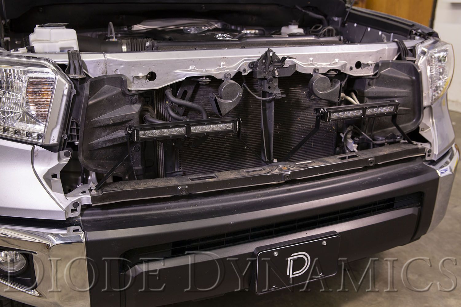 DIODE DYNAMICS | Tundra 3rd Gen 2014-2021 SAE/DOT LED Lightbar Kit