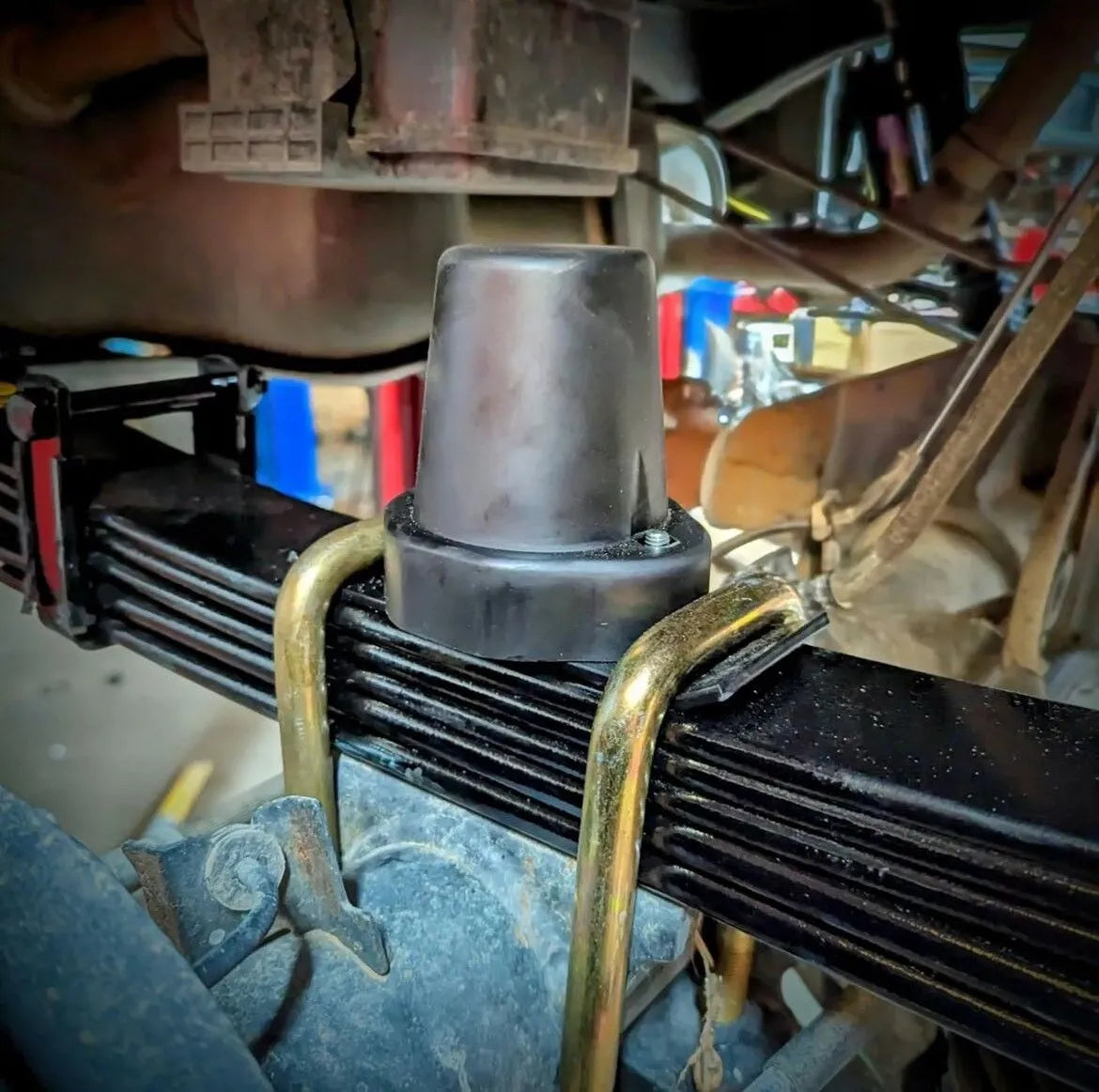 DuroBumps | Tacoma 3rd & 2nd Gen & Tundra 2nd & 1st Gen Rear Bump Stops 3.5 inches Tall – No Lift Required (DBR35TU)