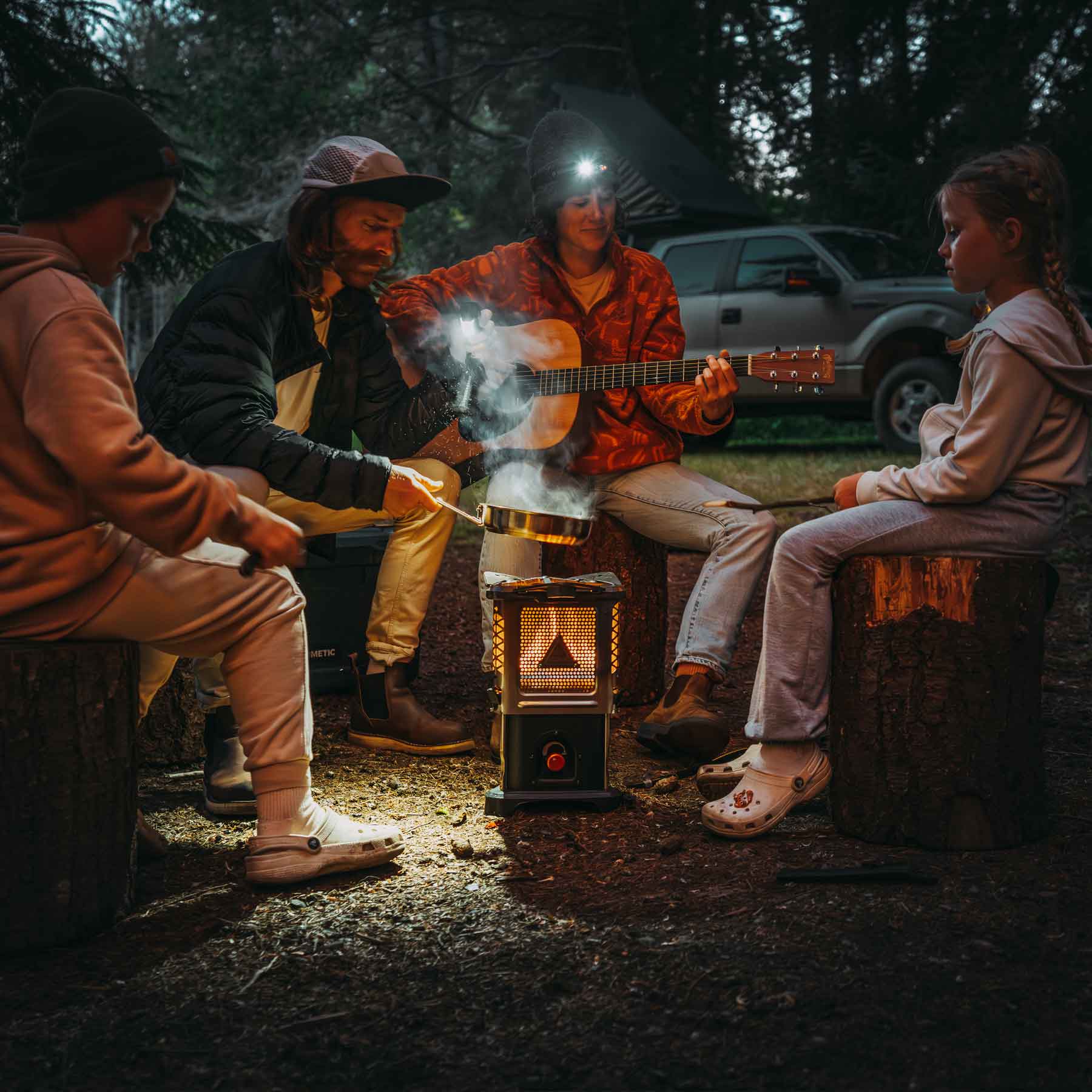 IGNIK OUTDOORS | Skullet Portable Heater Stove