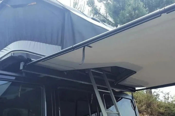 JAMES BAROUD | Side Awning 79"x106"