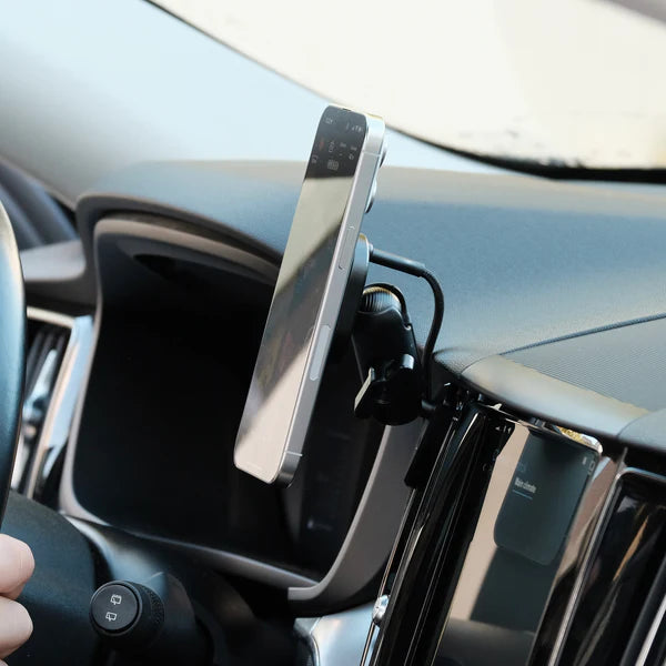 OFFROAM | Volvo XC60 2018-2026 MagSafe-compatible Phone Mount