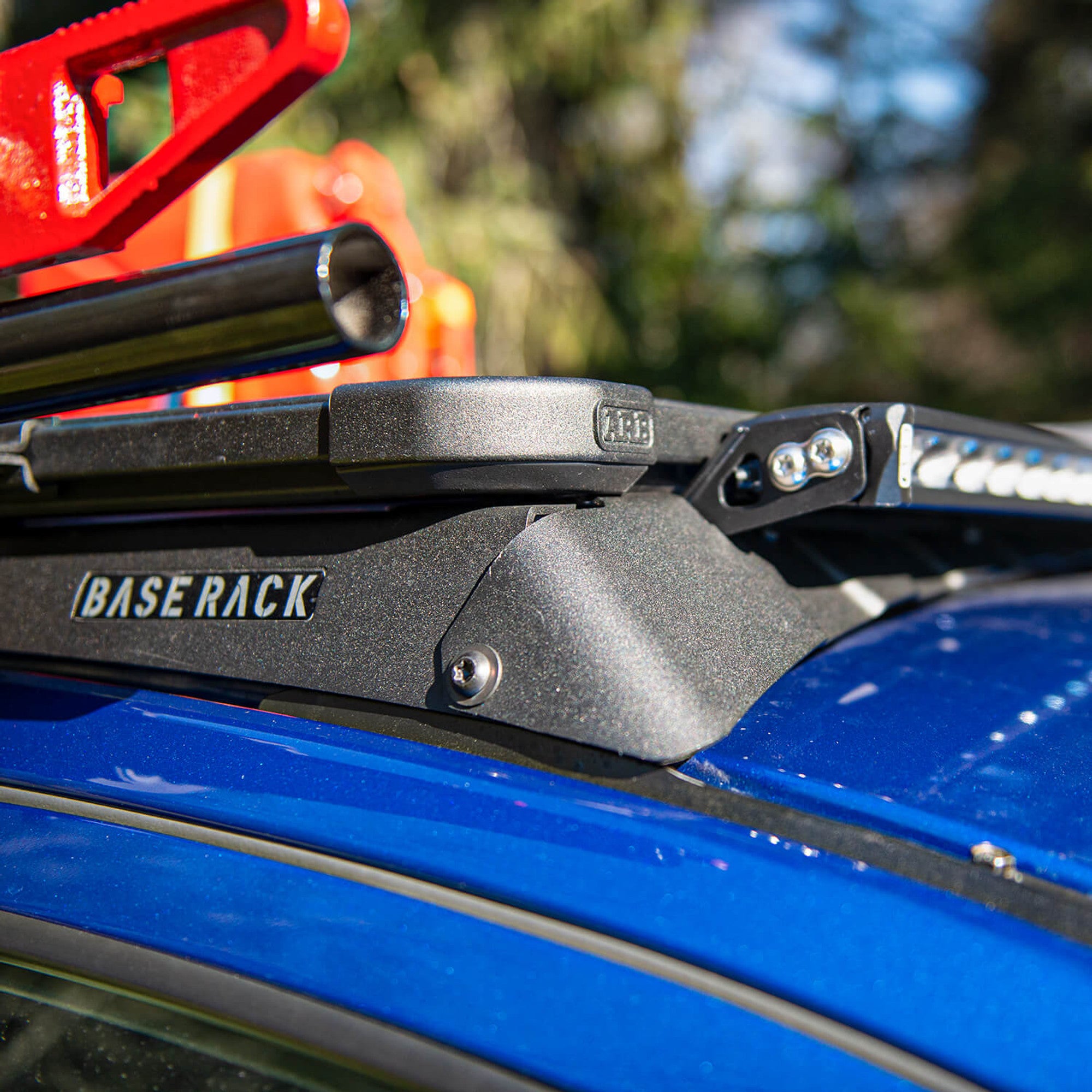 ARB 4X4 | Base Rack Mount Kit With Deflector (17940050)
