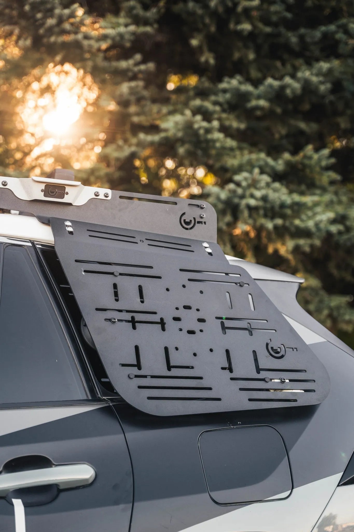 PRINSU DESIGNS | Rav4 2019-2025 Rear Window Accessory Panel