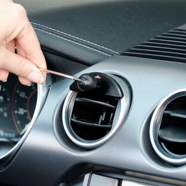 OFFROAM | Ford Mustang 2015-2023 Phone Mount (EE20120)