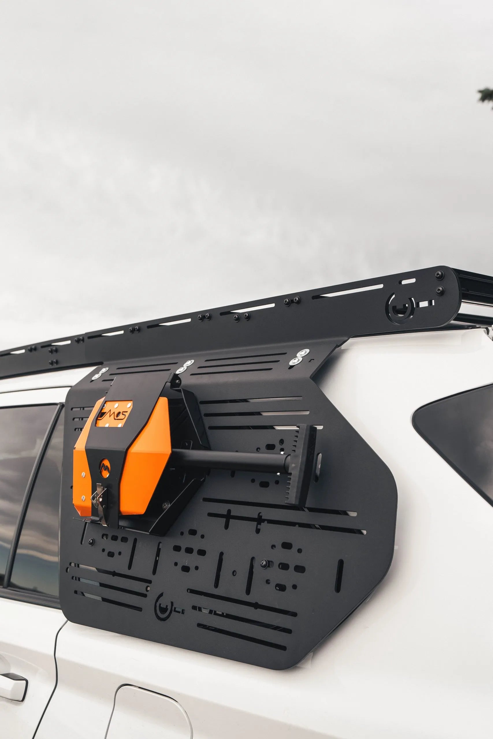 PRINSU DESIGNS | Sequoia 2022-Current Prinsu Rear Window Accessory Panel