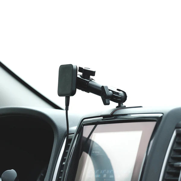 OFFROAM | Nissan Frontier 2022-2024 Magnetic Qi2 Charging Phone Mount, Dashboard Top