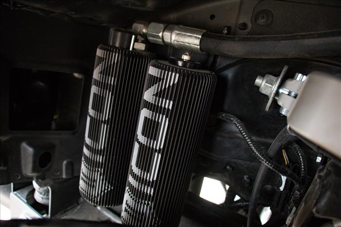 ICON VEHICLE DYNAMICS | Universal Finned Reservoir Upgrade Kit 7.5" Long (191016)
