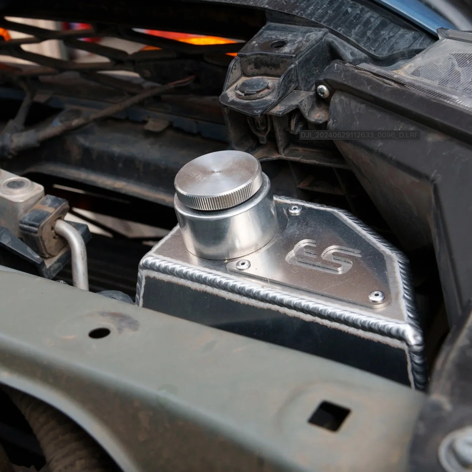 LIL B's FABRICATION | 4Runner 5th Gen (2014 - 2023) Aluminum Washer Fluid Relocation Reservoir