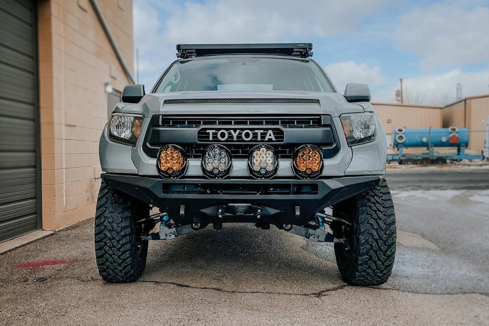 TOTAL CHAOS FABRICATION | Tundra 2nd Gen (2007 - 2021) Long Travel Suspension Kit With Coilovers +2.5 Inch (07-LT-K1A)