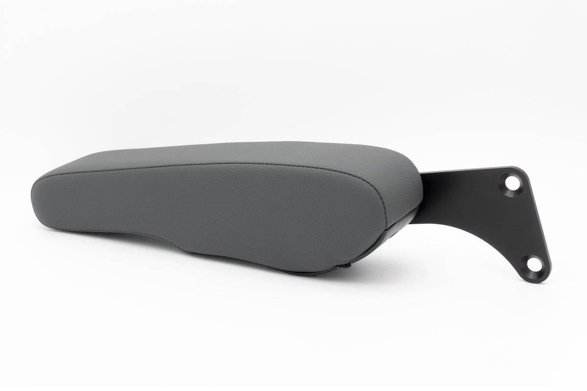 SCHEEL-MANN | Leatherette Armrest
