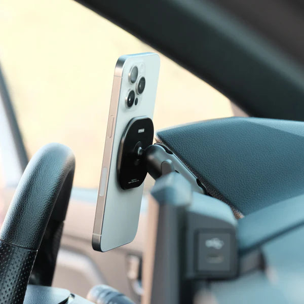 OFFROAM | Tacoma 4th Gen 2024-2025 MagSafe Phone Mount (EE20178)