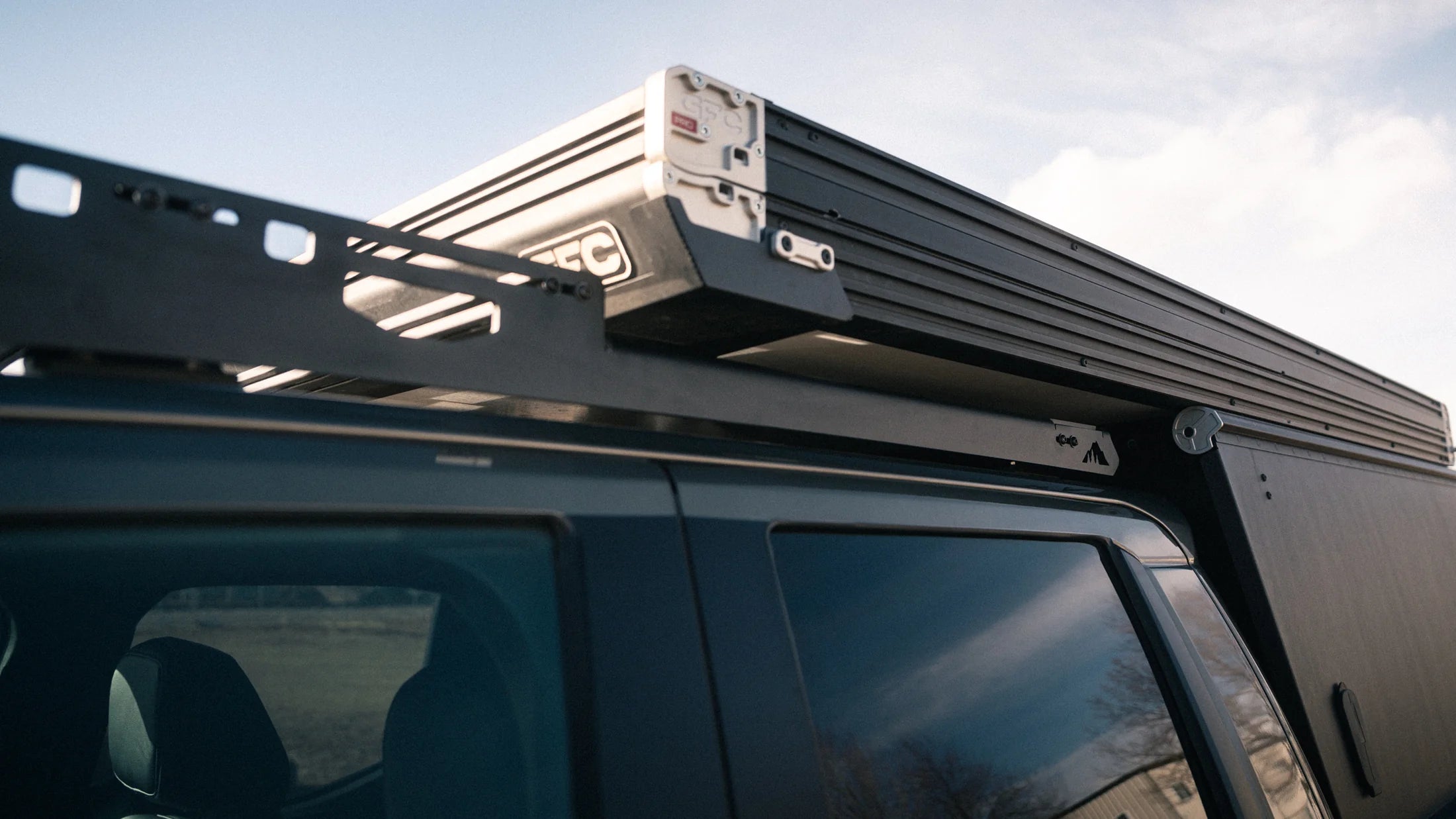 SHERPA EQUIPMENT | Tacoma 4th Gen 2024+ The Rainier Shorty Camper Rack