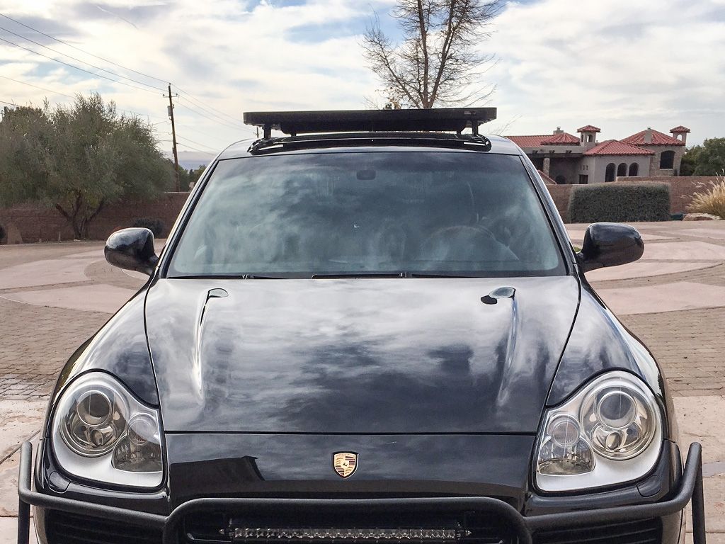 FRONT RUNNER | Porsche Cayenne 2002-2010 Slimline II Roof Rack Kit (KRPC001T)