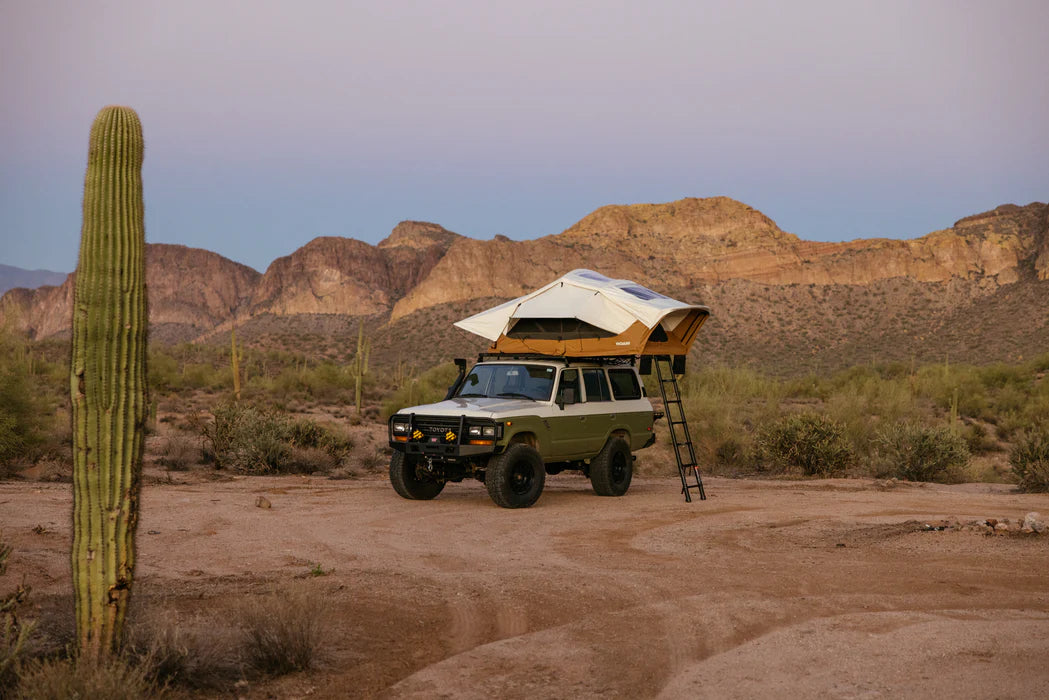 ROAM ADVENTURE | The Vagabond XL 2.0 Rooftop Tent