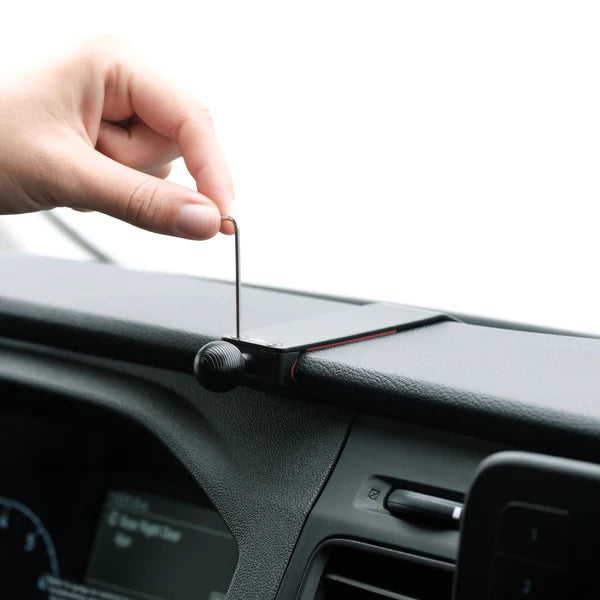 OFFROAM | Ford Transit 2020-2024 Magnetic Qi2 Charging Phone Mount (EE20068)