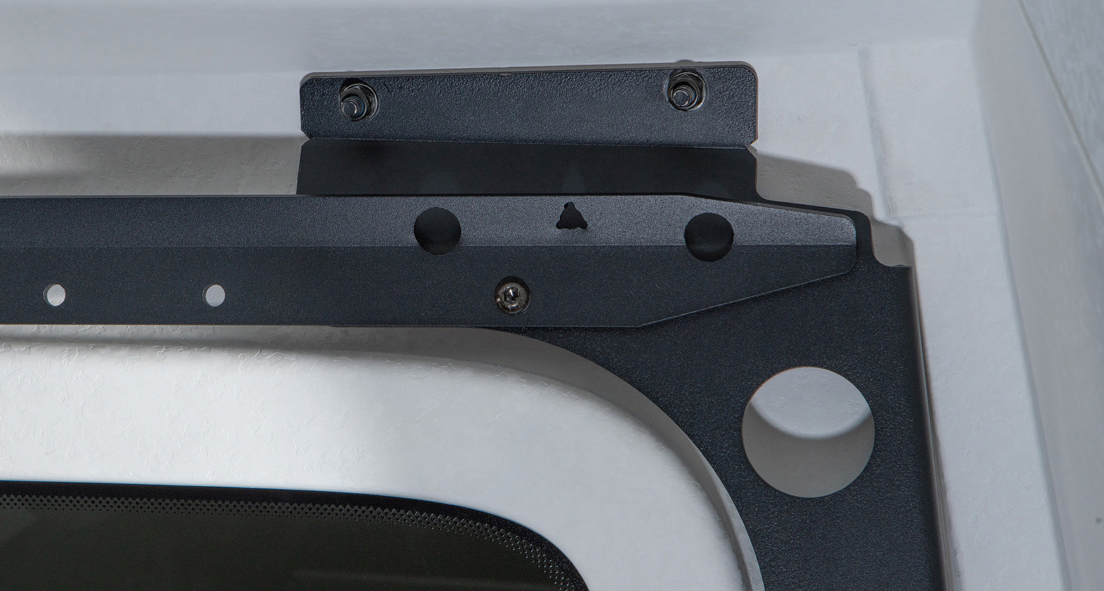 RHINO RACK | Backbone Mounting System (RJLB1)