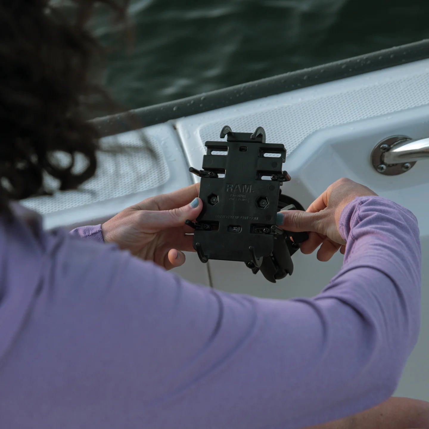 RAM MOUNTS | RAM Quick-Grip Phone Mount with RAM Twist-Lock Suction Cup Base